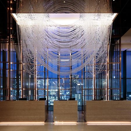 Candeo Hotels Osaka The Tower Exterior foto The 10000-crystal chandelier at the lobby