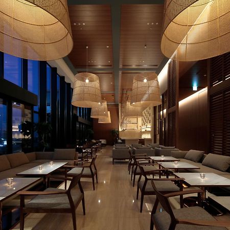 Candeo Hotels Osaka The Tower Exterior foto The lounge at the airport