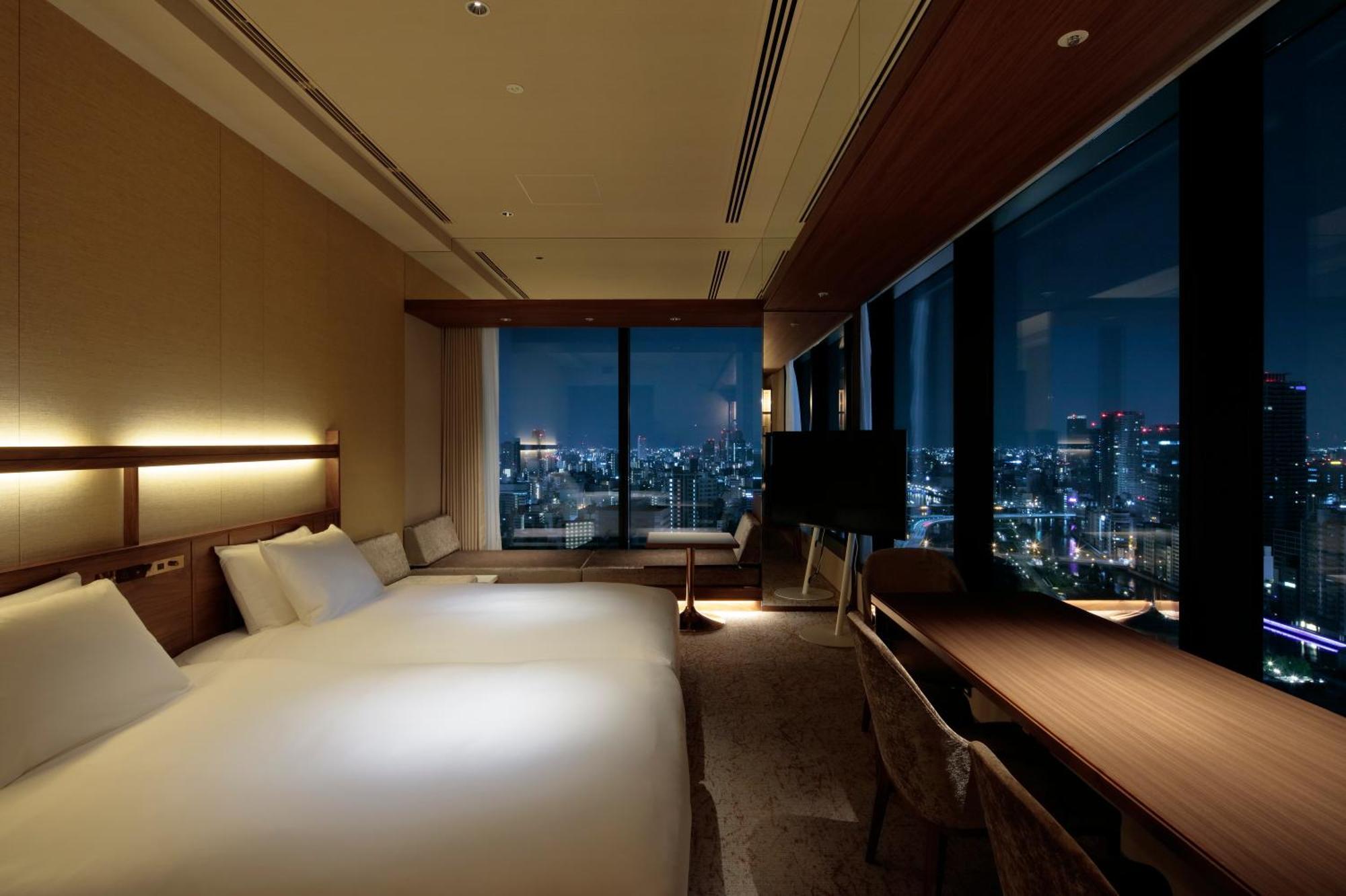 Candeo Hotels Osaka The Tower Zimmer foto A room at the hotel