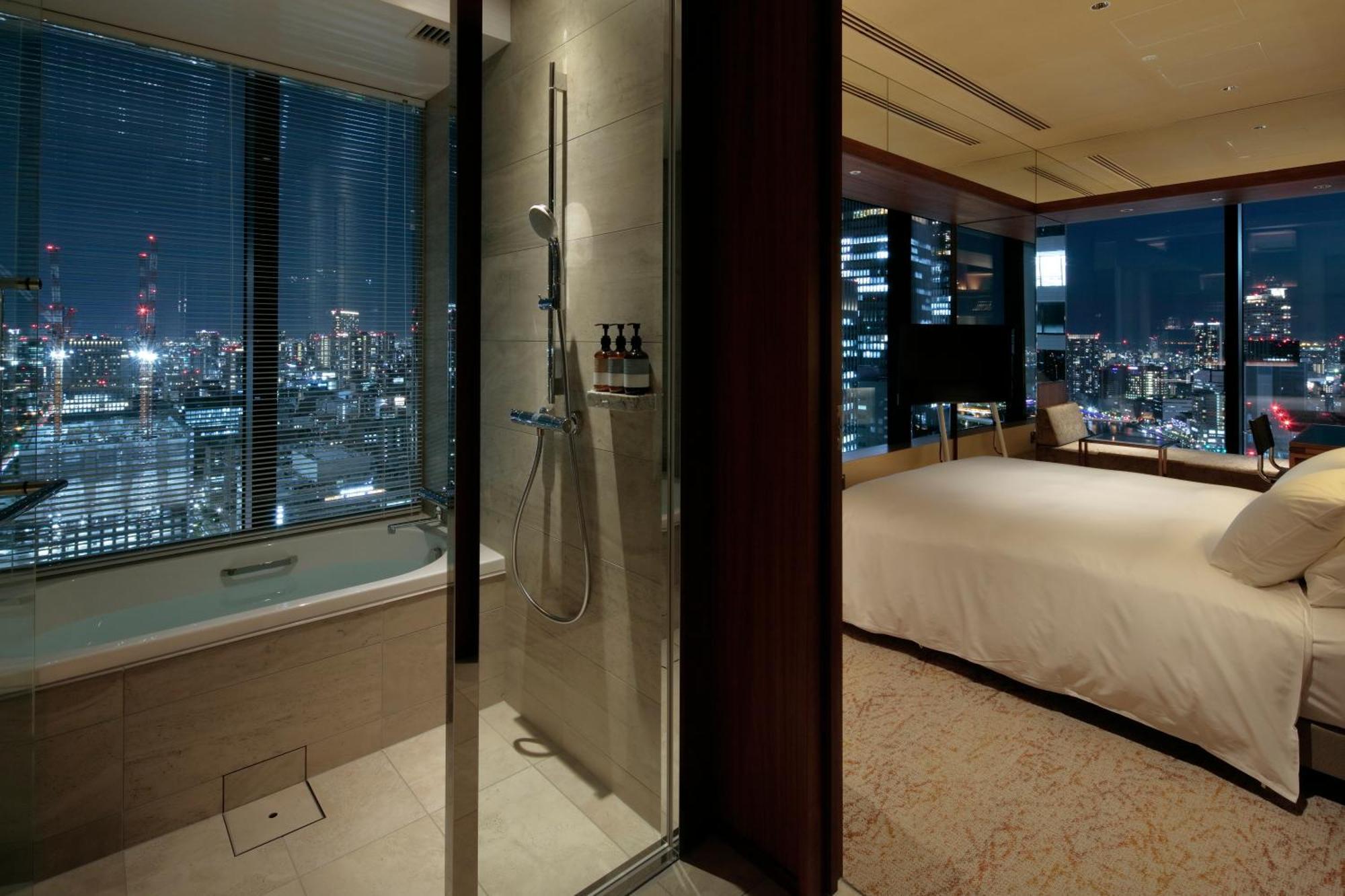 Candeo Hotels Osaka The Tower Zimmer foto A suite at the Ritz-Carlton, Tokyo