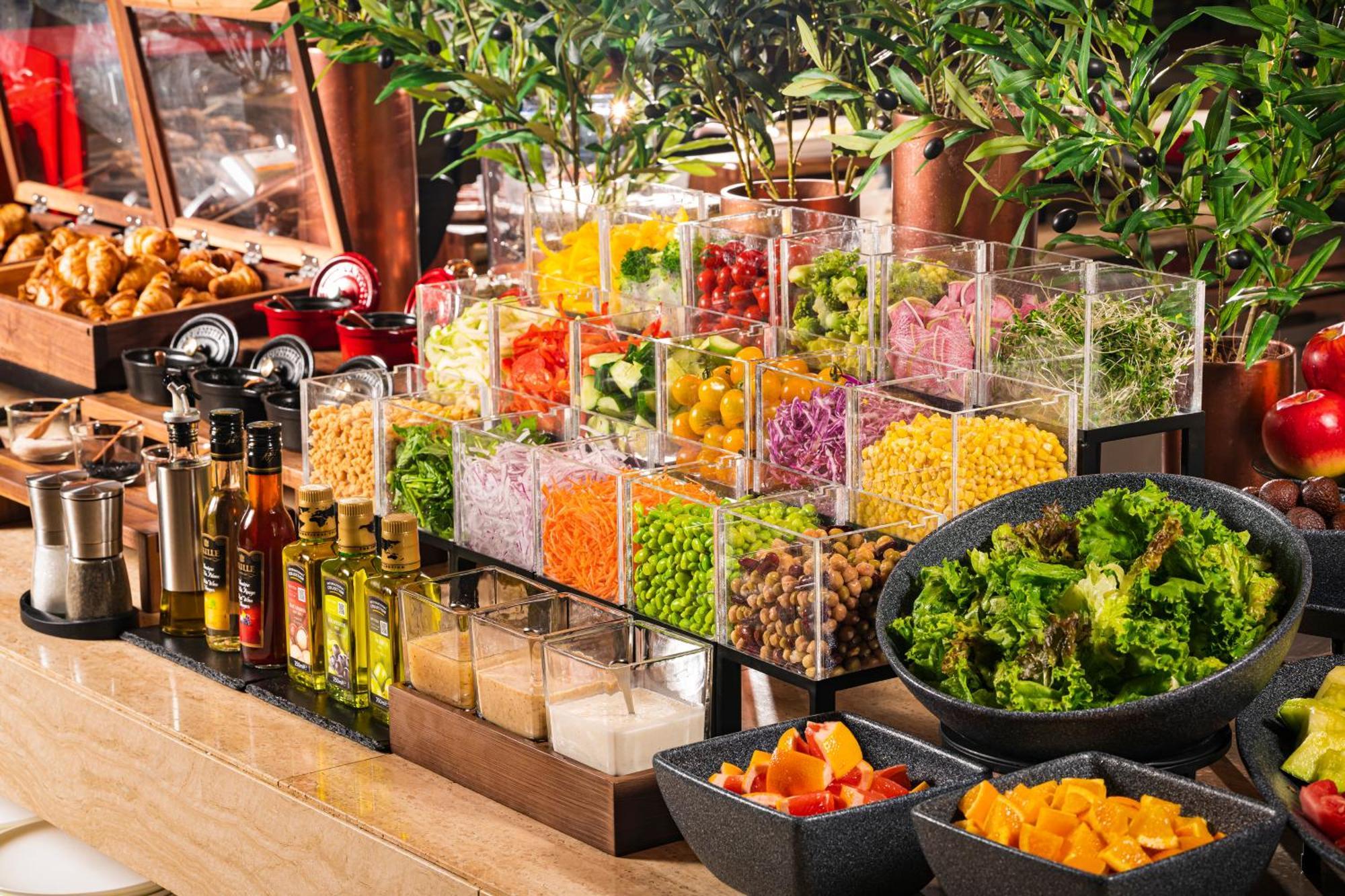 Candeo Hotels Osaka The Tower Exterior foto A salad bar